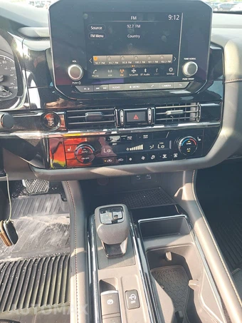 2025 Nissan Pathfinder Rock Creek – miniatura 11