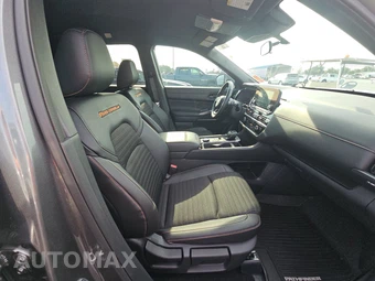 2025 Nissan Pathfinder Rock Creek – miniatura 8