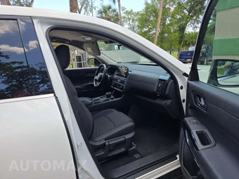 2025 Nissan Pathfinder S – miniatura 19