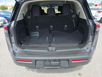 2025 Nissan Pathfinder S – miniatura 12