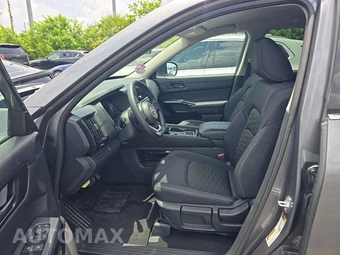 2025 Nissan Pathfinder S – miniatura 7
