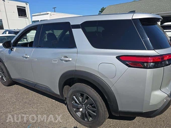 2025 Nissan Pathfinder S – miniatura 2
