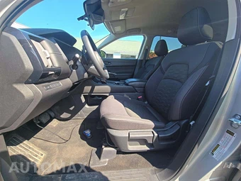2025 Nissan Pathfinder S – miniatura 6
