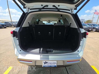 2025 Nissan Pathfinder SL - miniatura 15