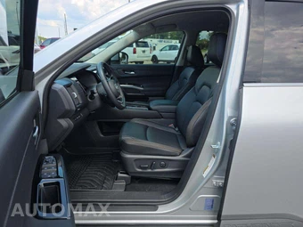 2025 Nissan Pathfinder SL - miniatura 3