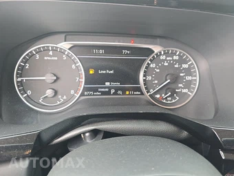 2025 Nissan Pathfinder SL – miniatura 12