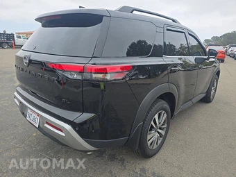 2025 Nissan Pathfinder SL – miniatura 4