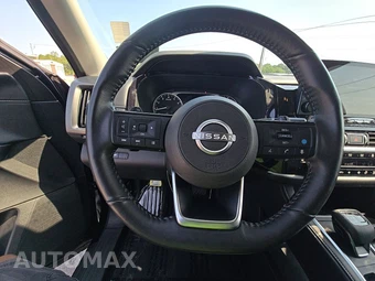 2025 Nissan Pathfinder SL – miniatura 10