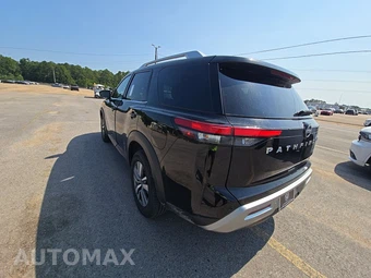 2025 Nissan Pathfinder SL – miniatura 6