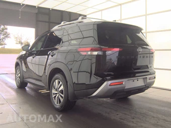 2025 Nissan Pathfinder SL – miniatura 6