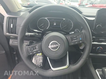 2025 Nissan Pathfinder SL - miniatura 10