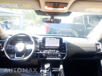 2025 Nissan Pathfinder SL – miniatura 10