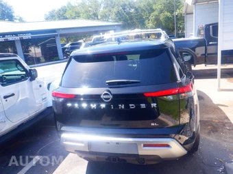 2025 Nissan Pathfinder SL – miniatura 13