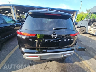 2025 Nissan Pathfinder SL – miniatura 5