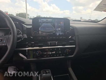 2025 Nissan Pathfinder SL – miniatura 10