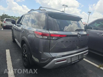 2025 Nissan Pathfinder SL – miniatura 2