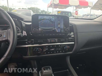 2025 Nissan Pathfinder SL – miniatura 7