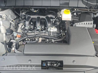 2025 Nissan Pathfinder SL – miniatura 15