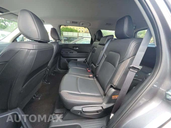 2025 Nissan Pathfinder SL – miniatura 13