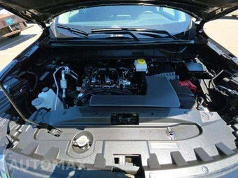 2025 Nissan Pathfinder SL – miniatura 32