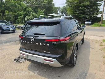 2025 Nissan Pathfinder SL - miniatura 3