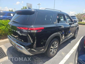 2025 Nissan Pathfinder SL – miniatura 3