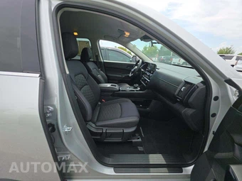2025 Nissan Pathfinder SV - miniatura 19