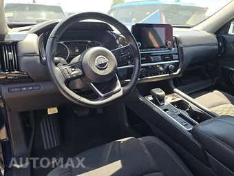 2025 Nissan Pathfinder SV – miniatura 11