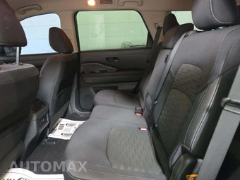 2025 Nissan Pathfinder SV – miniatura 13
