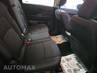2025 Nissan Pathfinder SV – miniatura 17