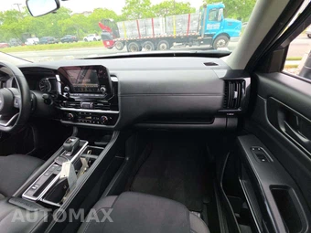 2025 Nissan Pathfinder SV – miniatura 20