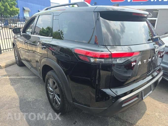 2025 Nissan Pathfinder SV – miniatura 2