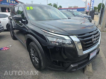 2025 Nissan Pathfinder SV – miniatura 4