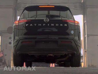 2025 Nissan Pathfinder SV - miniatura 7
