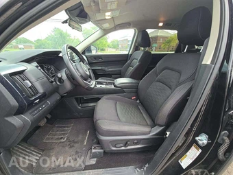 2025 Nissan Pathfinder SV - miniatura 3