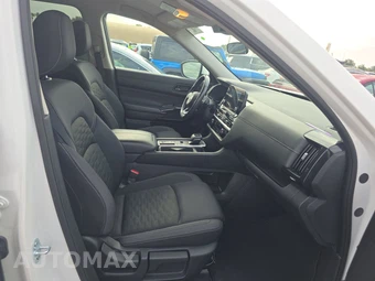 2025 Nissan Pathfinder SV – miniatura 8