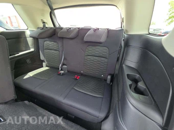 2025 Nissan Pathfinder SV – miniatura 14