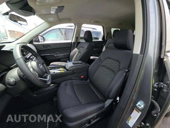 2025 Nissan Pathfinder SV – miniatura 6