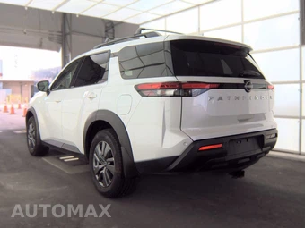 2025 Nissan Pathfinder SV – miniatura 6