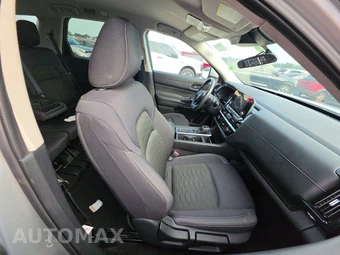 2025 Nissan Pathfinder SV – miniatura 14