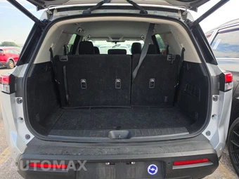 2025 Nissan Pathfinder SV – miniatura 24