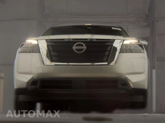 2025 Nissan Pathfinder SV – miniatura 3