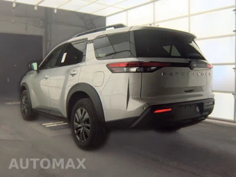 2025 Nissan Pathfinder SV – miniatura 8