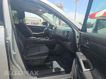 2025 Nissan Pathfinder SV – miniatura 16