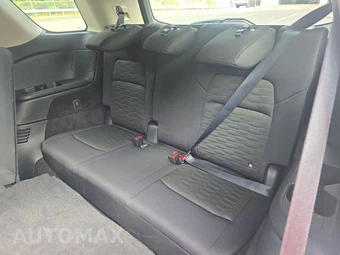 2025 Nissan Pathfinder SV – miniatura 14