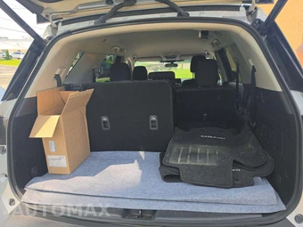 2025 Nissan Pathfinder SV – miniatura 15