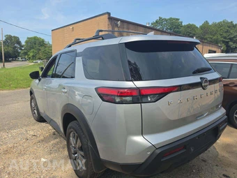 2025 Nissan Pathfinder SV – miniatura 2