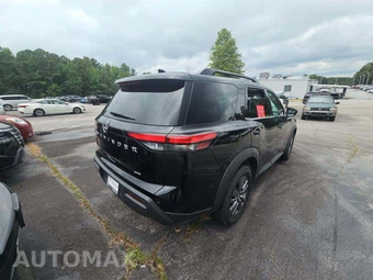 2025 Nissan Pathfinder SV – miniatura 3