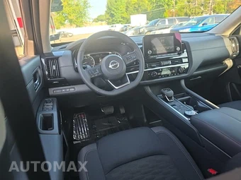 2025 Nissan Pathfinder SV – miniatura 14