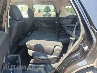 2025 Nissan Pathfinder SV – miniatura 19